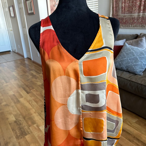 Tank Top - Picture 1 of 4